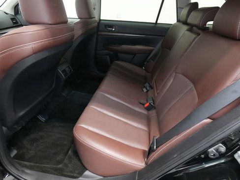 Used 2013 Subaru Outback 3.6R Limited w/ Special Appearance Pkg image 21