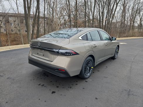 New 2026 Nissan Sentra SV w/ SV Convenience Package image 3