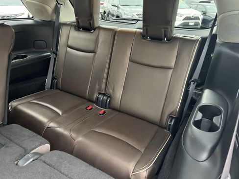 Used 2019 INFINITI QX60 Luxe w/ Essential Package image 26