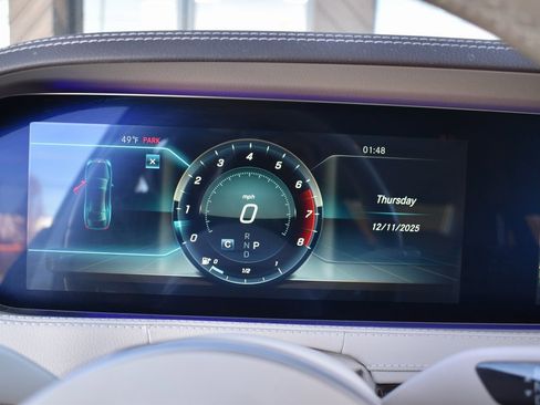 Used 2018 Mercedes-Benz S 560 Sedan image 8