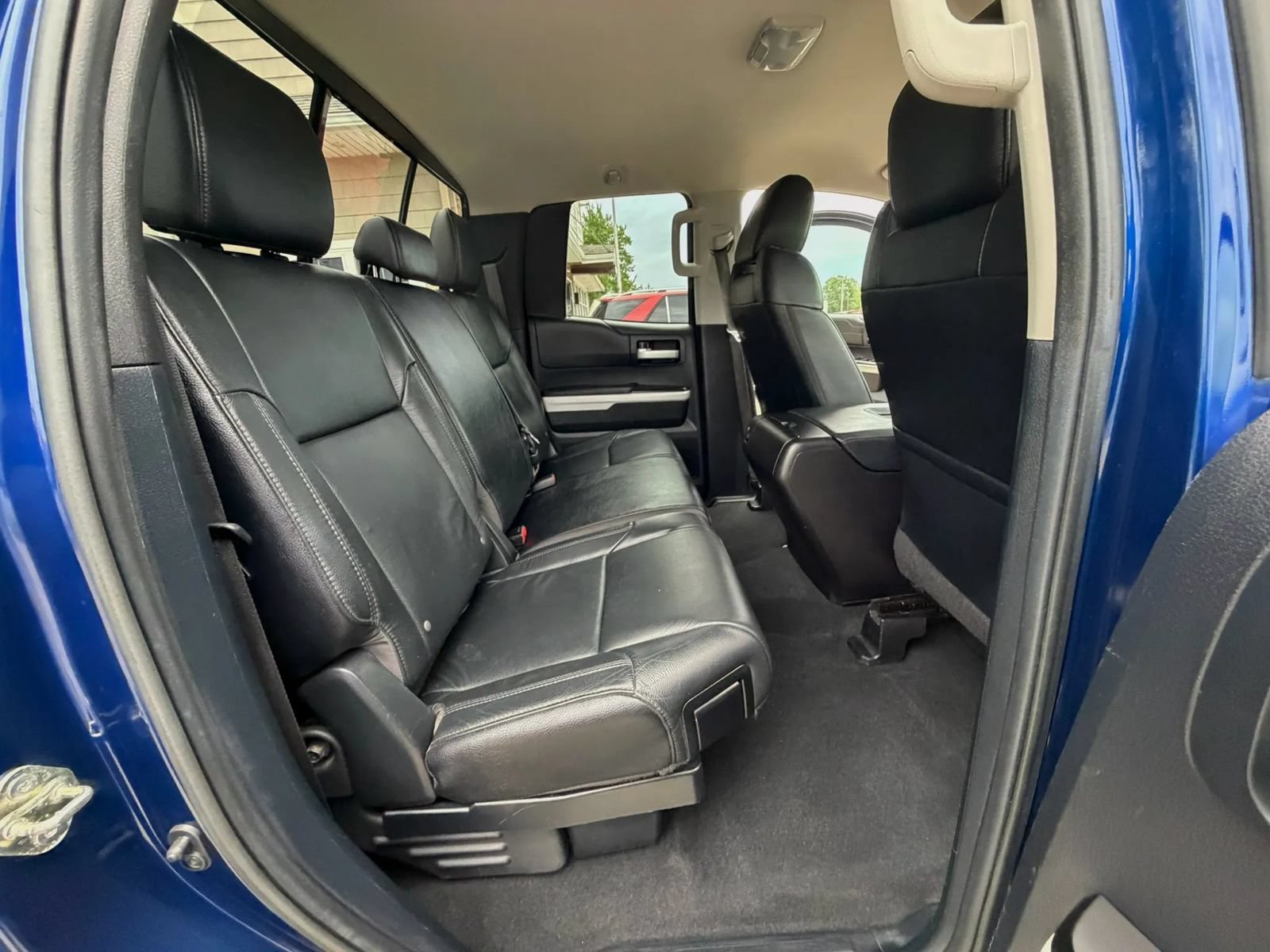 Used 2015 Toyota Tundra Limited w/ Limited Premium Package AWD/4WD image 20