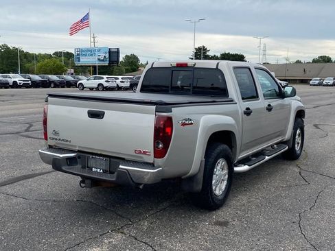 Used 2006 GMC Canyon SLT w/ SLT Preferred Equipment Group AWD/4WD image 2