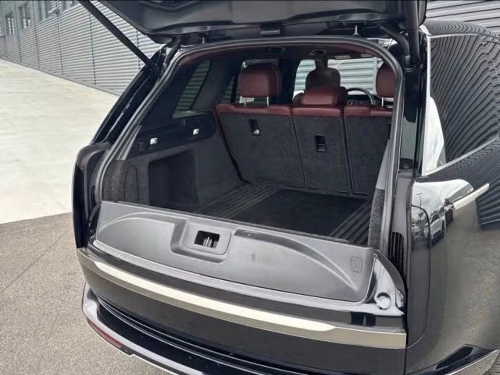 Used 2023 Land Rover Range Rover SE AWD/4WD image 31