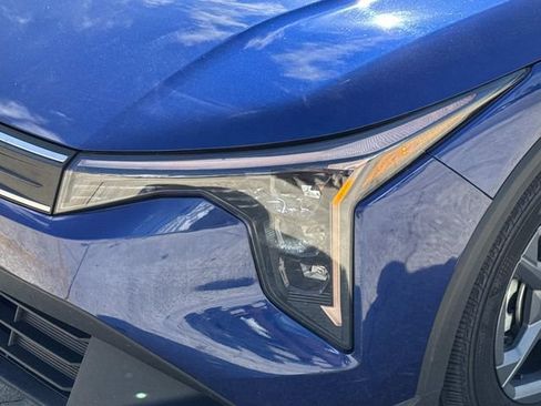 Used 2025 Kia K4 FWD image 2