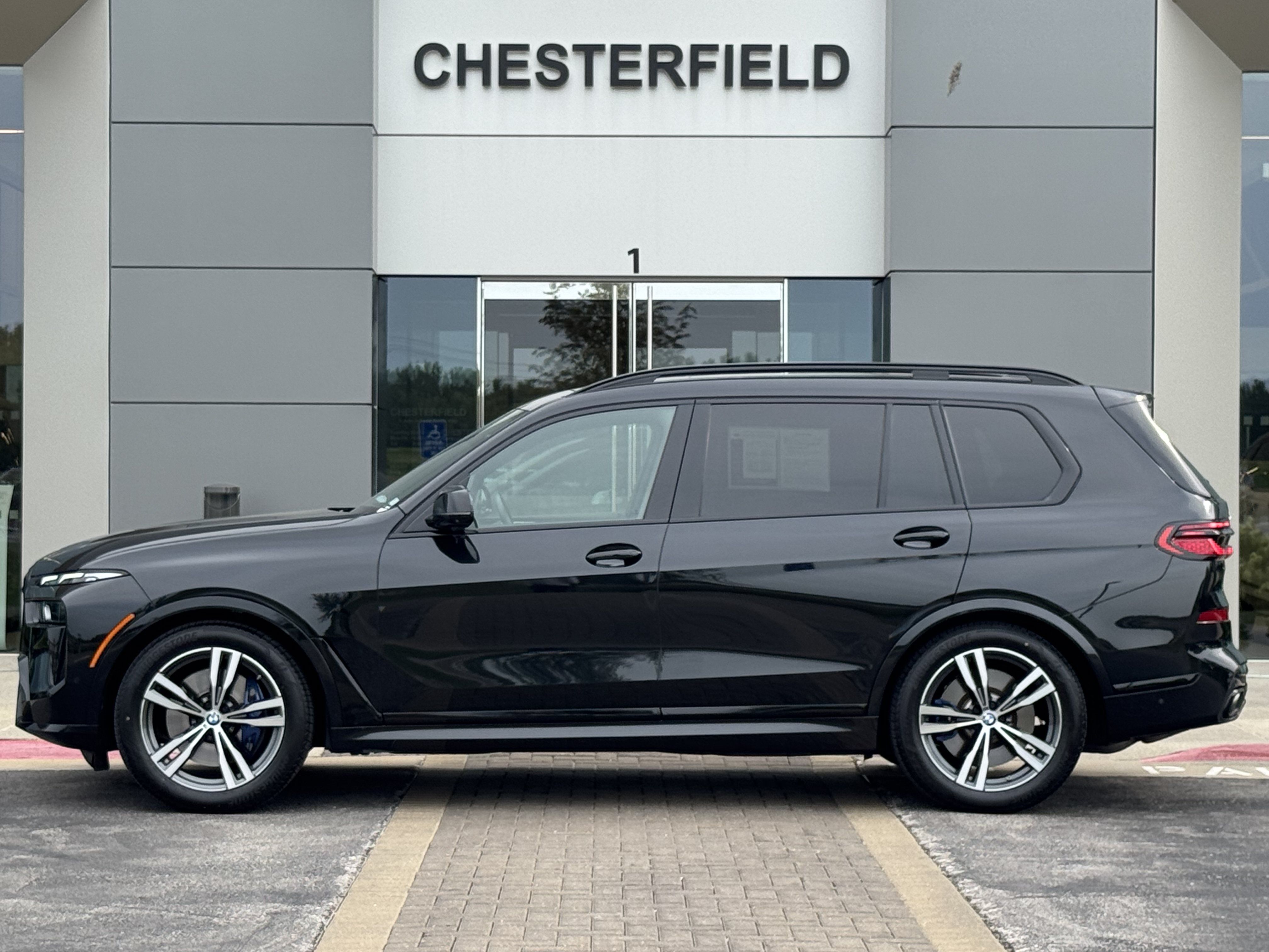 Used 2024 BMW X7 M60i w/ Executive Package AWD/4WD image 6