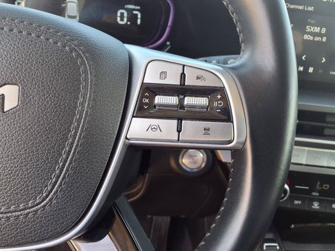 Used 2025 Kia Telluride S FWD image 22