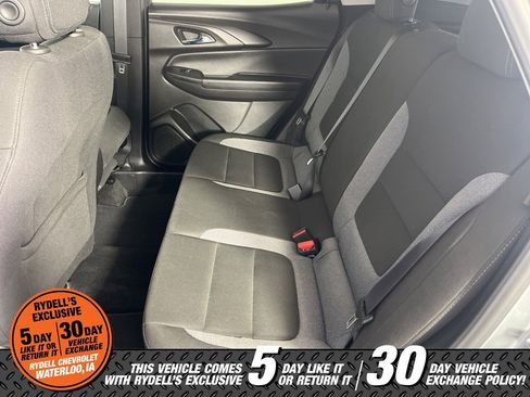 Certified 2025 Chevrolet TrailBlazer LT w/ Driver Confidence Package image 24