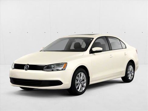 Used 2011 Volkswagen Jetta SE FWD image 1