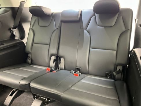 Used 2025 Kia Telluride S image 35