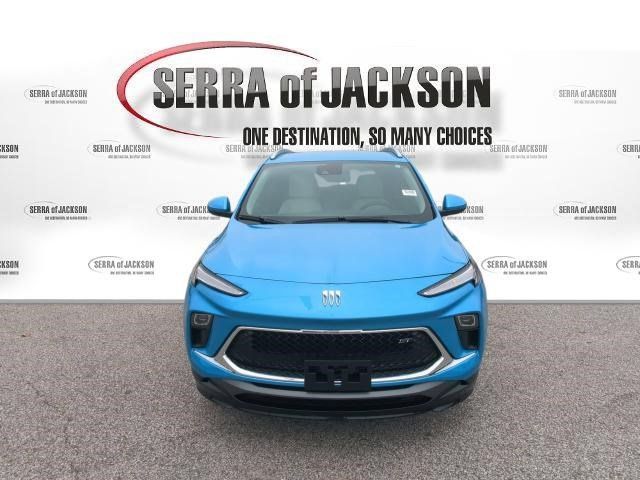 Used 2026 Buick Encore GX Sport Touring FWD image 3