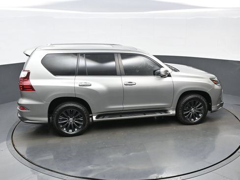 Used 2021 Lexus GX 460 Premium w/ Accessory Package AWD/4WD image 41