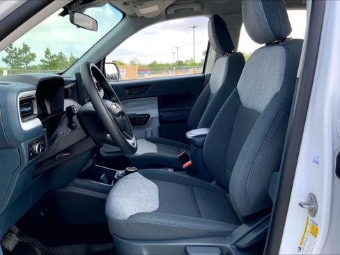 Used 2025 Ford Maverick XLT image 8