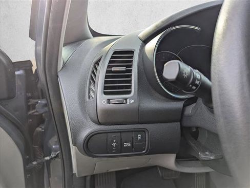 Used 2015 Kia Forte LX w/ Popular Package image 12