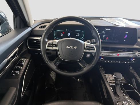 Used 2023 Kia Telluride S w/ S Sunroof Package FWD image 25