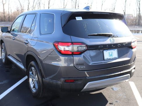 Certified 2025 Honda Pilot EX-L image 3