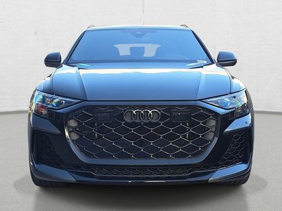 New 2025 Audi RS Q8 performance