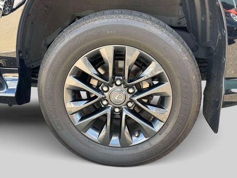 Used 2023 Lexus GX 460 Premium w/ Premium Plus Package AWD/4WD image 8