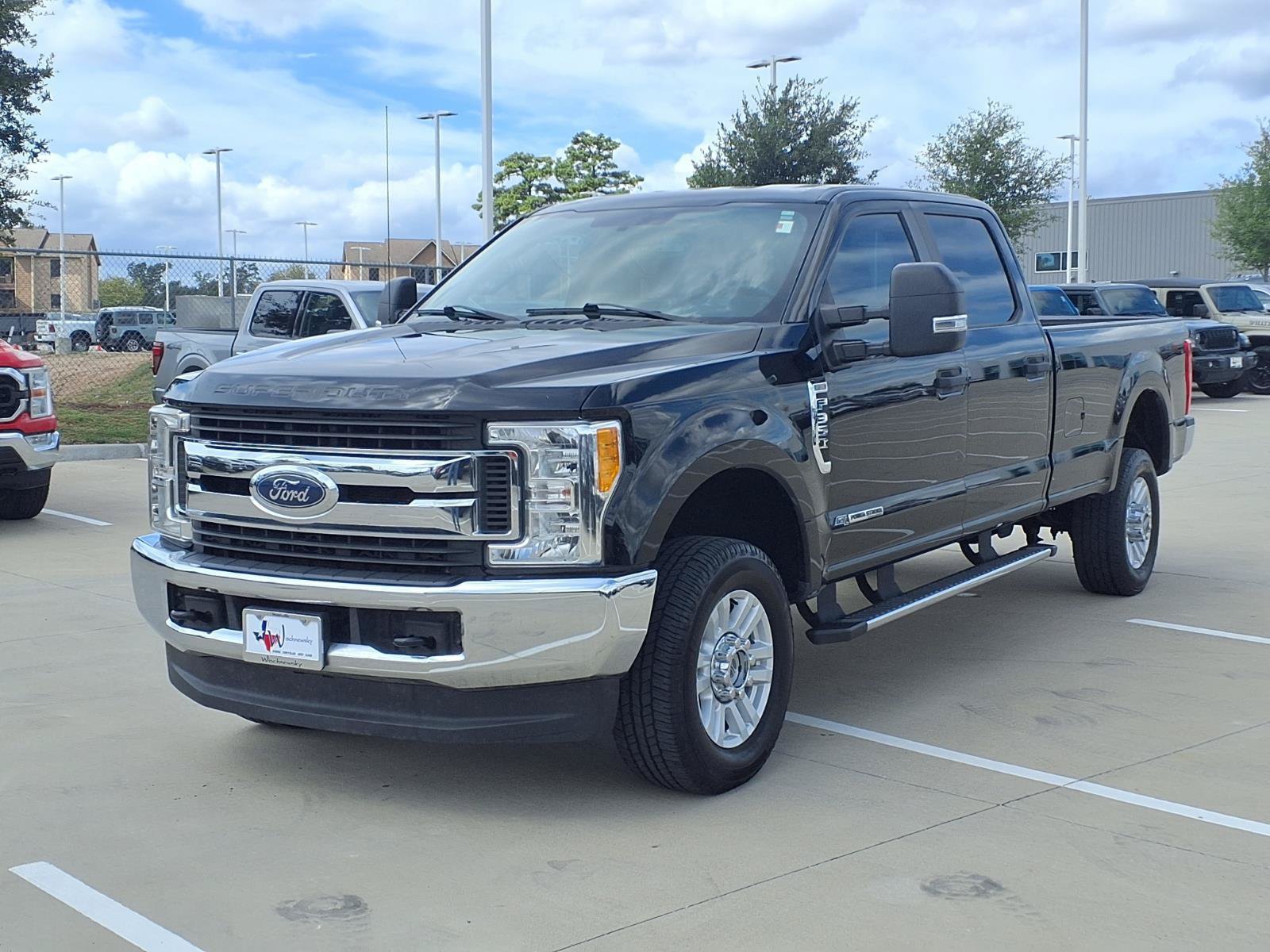 Used 2017 Ford F350 XL w/ STX Appearance Package AWD/4WD image 3