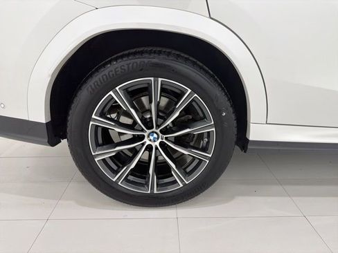 Certified 2024 BMW X6 xDrive40i w/ Parking Assistance Package AWD/4WD image 44