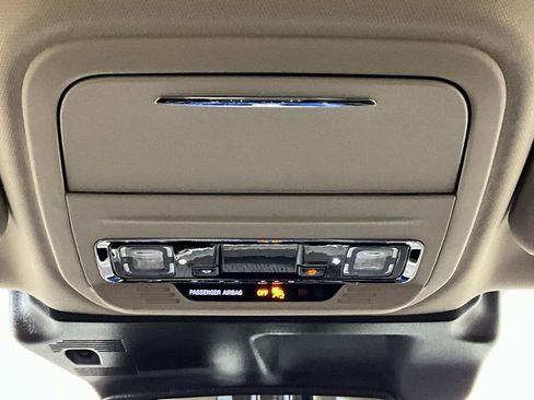 Used 2023 Lincoln Corsair Standard image 13