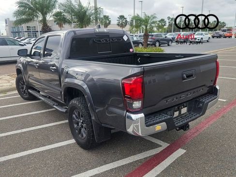 Used 2020 Toyota Tacoma SR5 RWD image 4
