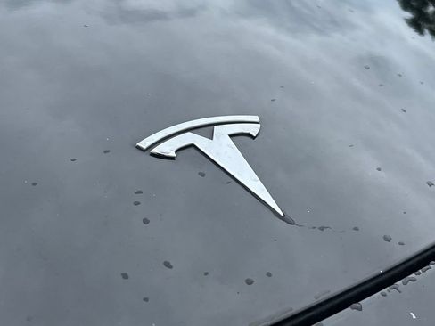 Used 2022 Tesla Model Y Performance AWD/4WD image 11