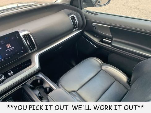Used 2025 Ford Expedition Platinum AWD/4WD image 29