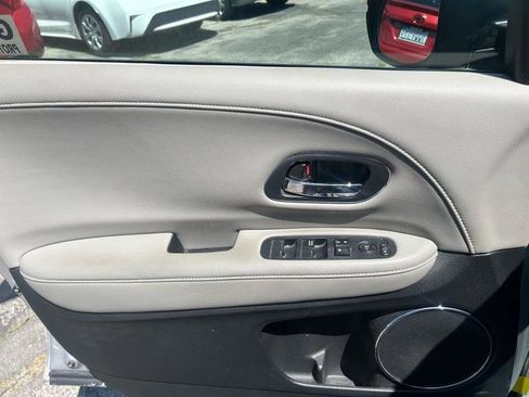 Used 2016 Honda HR-V EX-L image 7