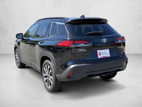 Certified 2025 Toyota Corolla Cross XLE FWD image 7