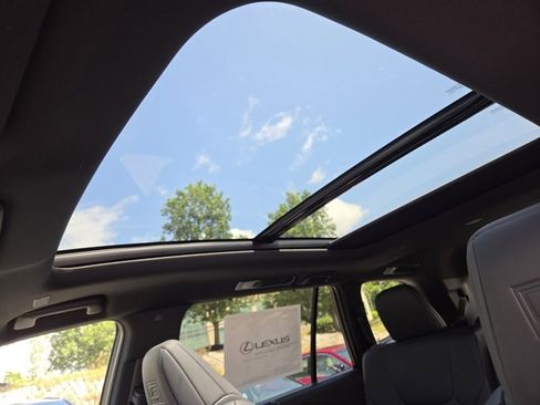 Used 2025 Lexus TX 350 AWD w/ Technology Package image 17