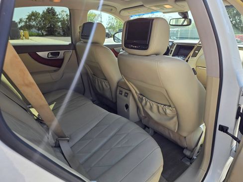 Used 2012 INFINITI FX35 2WD w/ Premium Pkg image 23