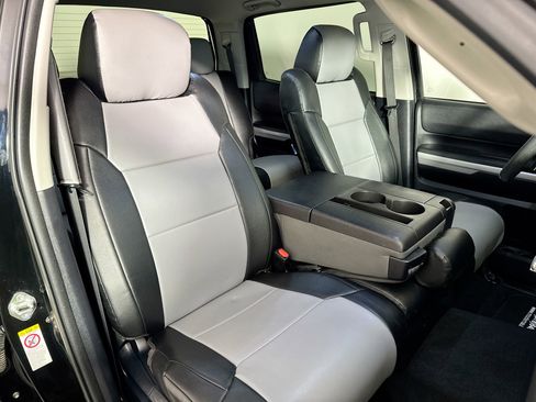 Used 2018 Toyota Tundra SR5 w/ TRD Off Road Package image 29