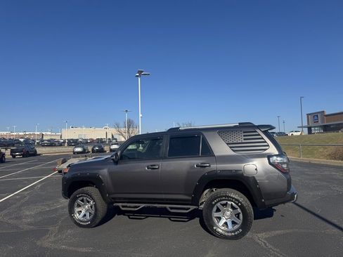 Used 2015 Toyota 4Runner Trail Premium image 9
