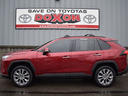 Used 2024 Toyota RAV4 Limited image 4