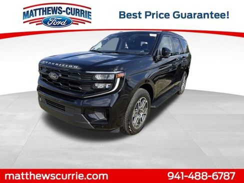 Used 2025 Ford Expedition Active image 1