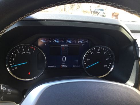 Used 2023 Ford Expedition Limited image 22