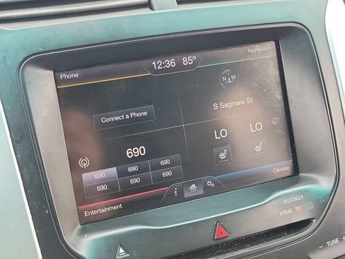Used 2015 Ford Explorer XLT w/ Equipment Group 202B AWD/4WD image 26