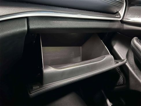 Used 2023 Jeep Grand Cherokee Laredo image 35