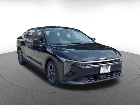 Used 2025 Kia K4 FWD image 3