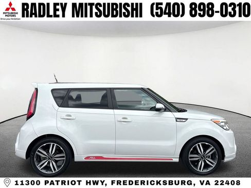Used 2014 Kia Soul + FWD image 23