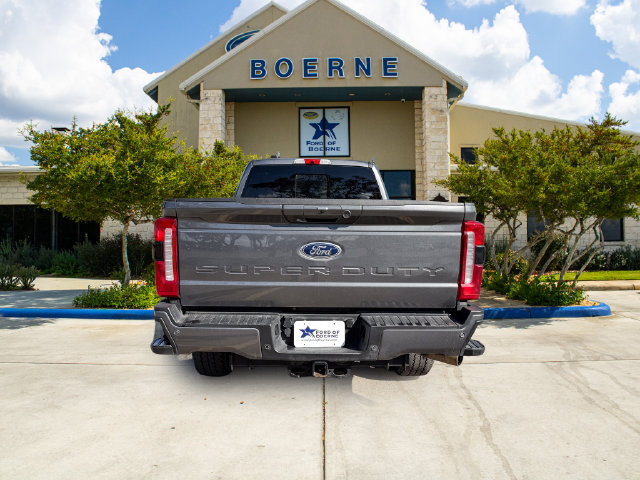 Used 2024 Ford F250 Lariat w/ Sport Appearance Package AWD/4WD image 4