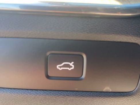 Used 2026 Volvo XC60 B5 Plus w/ Climate Package AWD/4WD image 21