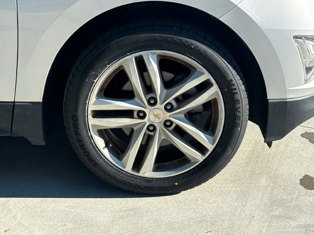Used 2019 Chevrolet Equinox Premier FWD image 11