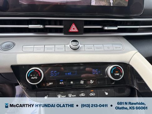 Certified 2024 Hyundai Elantra Limited FWD image 26