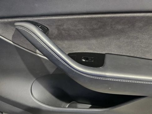 Used 2020 Tesla Model Y Long Range AWD/4WD image 6