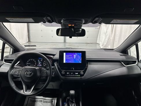 Used 2025 Toyota Corolla SE image 39