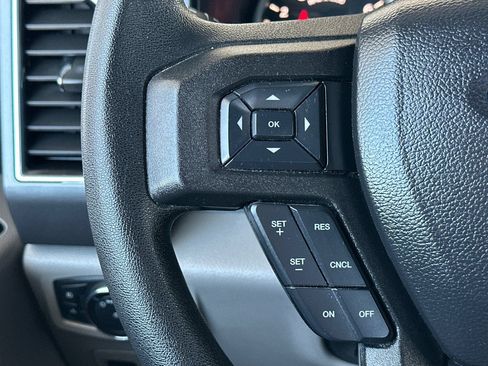 Used 2018 Ford F150 XLT RWD image 29