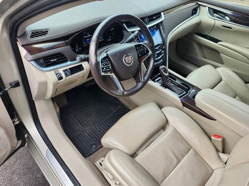 Used 2014 Cadillac XTS Luxury w/ Driver Awareness Package image 4