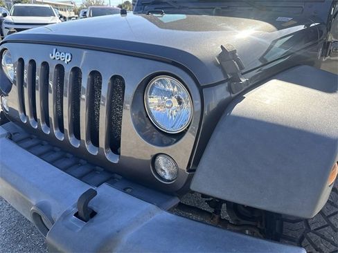 Used 2017 Jeep Wrangler Unlimited Sport image 27
