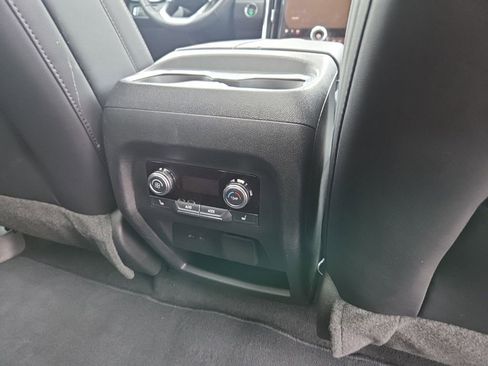 Certified 2025 GMC Acadia Elevation w/ Elevation Premium Package image 19